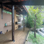 SOBRADO DE 426,0 M² COM 04 SUITES, SALÃO DE FESTAS, 06 VAGAS,06 BANHEIROS E PISCINA PARA LOCAÇÃO OU VENDA NO BARRO BRANCO