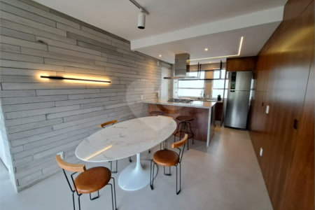 Apartamento mobiliado de 85 m² no Itaim Bibi | 3 dormitórios, 1 suíte e 1 vaga