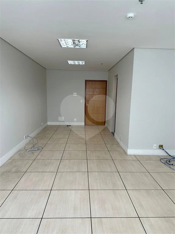 Sala à venda em Jardim Vazani, São Paulo, SP