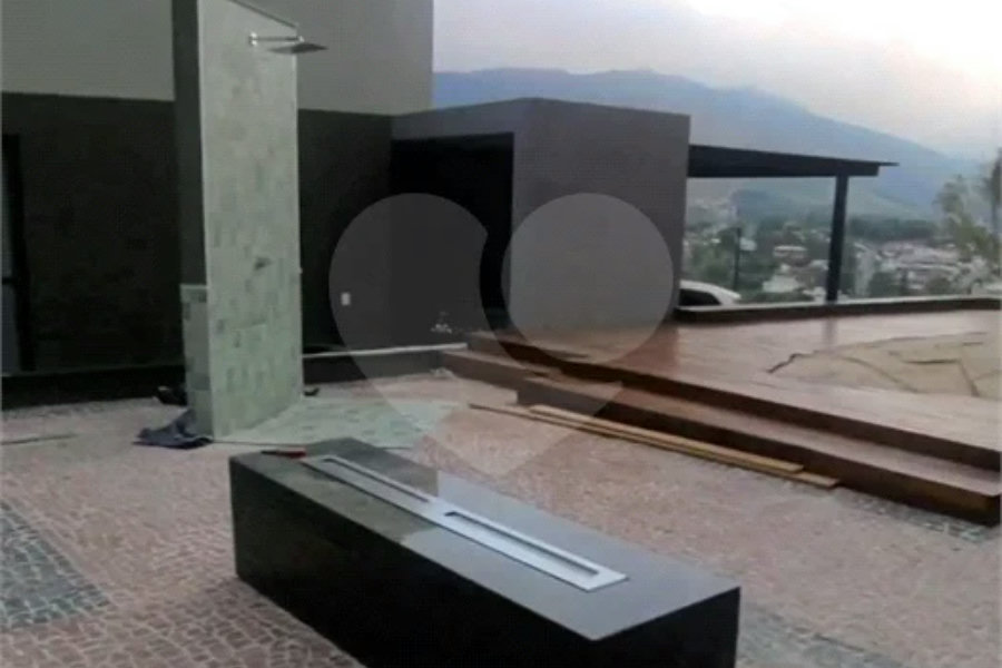 Casa de Alto Padrão com Vista Privilegiada para a Pedra Grande — Atibaia