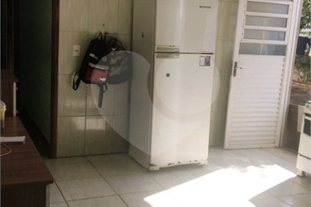 Casa no Jardim Embaré 2 dormitórios 250m@ de terreno