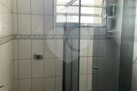 Casa com 180m², 3 dormitórios, sendo 1 suíte, 2 vagas, à venda na Vila Prudente.