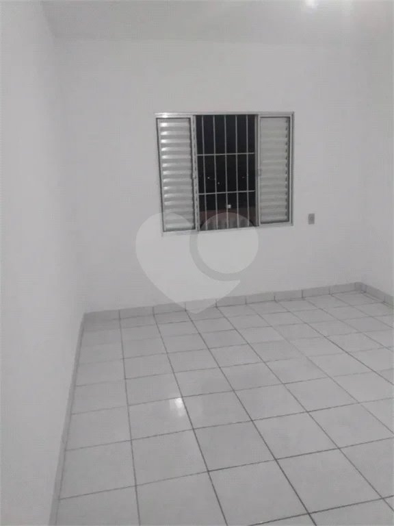 Duas casas com área total de 220m², 4 dormitórios, 3 suítes, 1 vaga de garagem, à venda em Pirituba