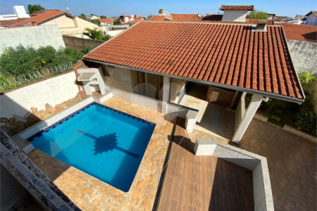 Casa/sobrado para venda com piscina no Santa Felícia Jardim