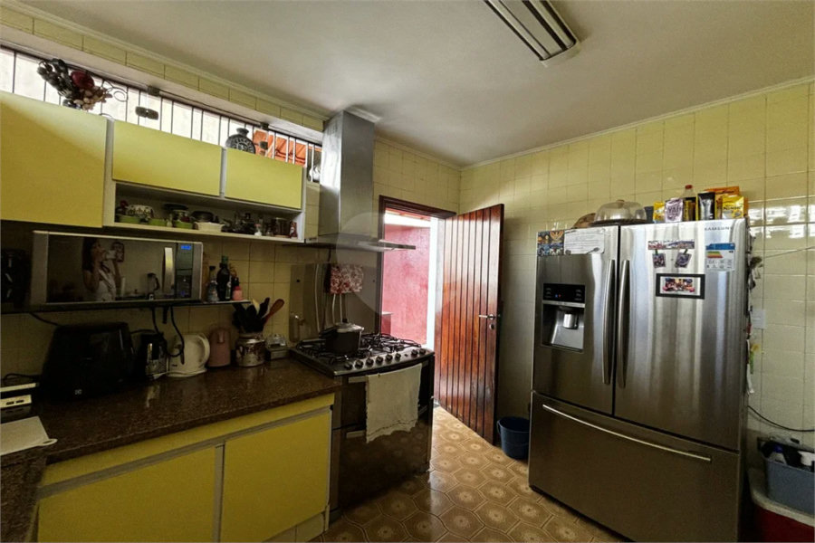 Sobrado com 762 m² de terreno com 4 dormitórios e 4 vagas em Santana