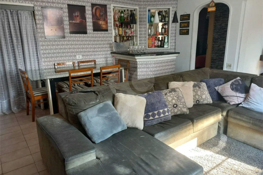 Casa à venda com 3 quartos, sendo 1 suíte, em Vila Campestre, São Paulo, SP