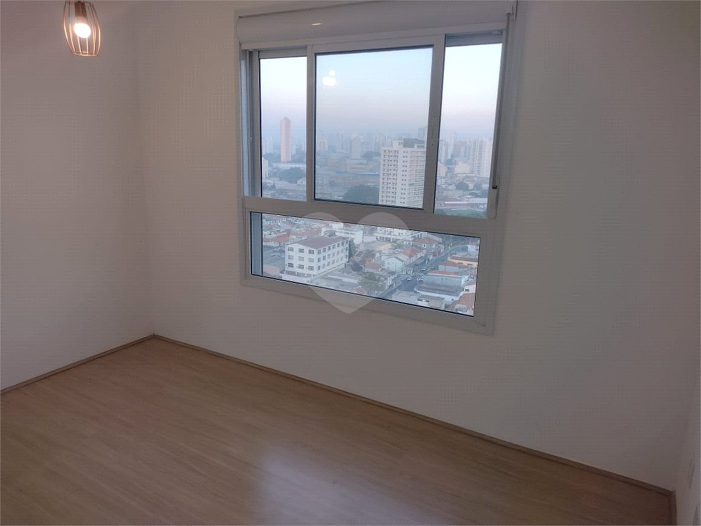 Apartamento para venda e locação no Bresser