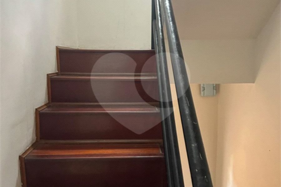 Sobrado com 4 Quartos à venda, 250m² - Jardim Líbano
