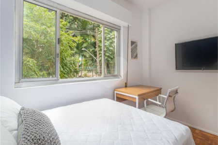 Excelente oportunidade para reformar e ficar com o apartamento dos seus sonhos!