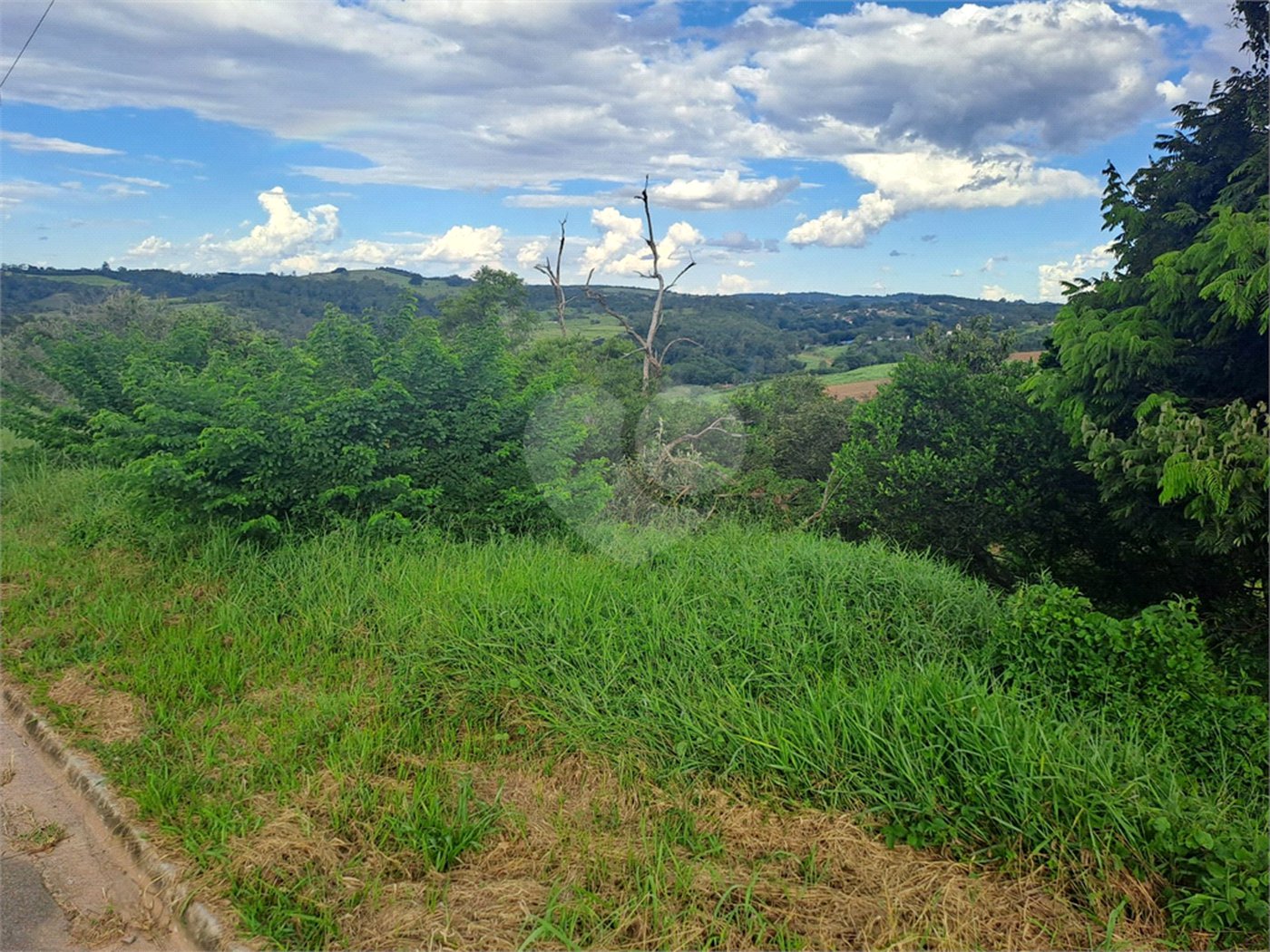 Terreno à venda em Arataba II, Louveira, SP