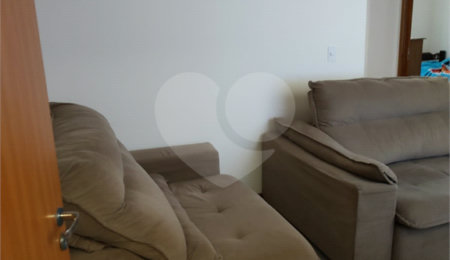 Apartamento à venda com 2 quartos em Parque Fehr, São Carlos, SP