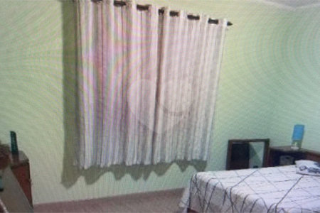 Sobrado na Mooca com 246m2 com 3 dorm e 2 vagas.