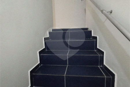 Casa com 185m² , 3 dormitórios , 2 vagas , à venda no Jd. Alzira Franco , em Santo André.