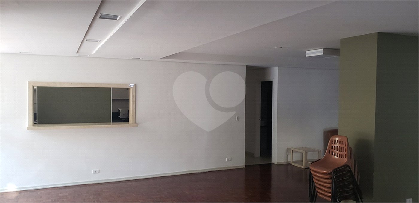 Apartamento de 3 dormitórios à venda em Higienópolis