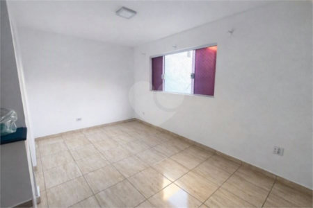 Prédio com Renda no Jabaquara - 773 m2 sendo 13 Studios, Salão Comercial e 22 vagas de garagem!