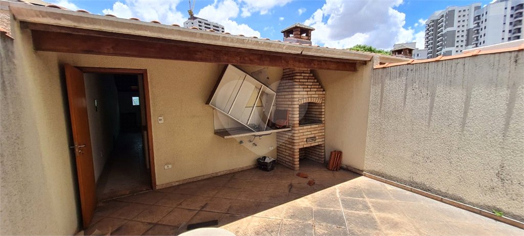 Sobrado a venda no Ipiranga de 220m² com 4 suítes e 2 vagas.Estuda permuta.