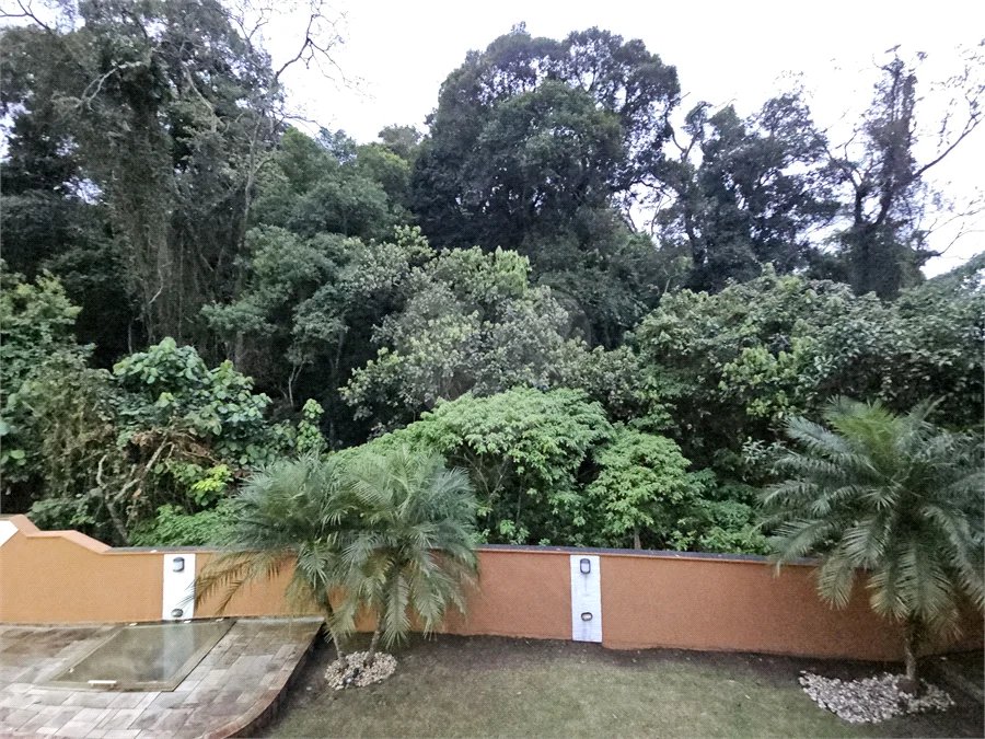 LINDA CASA PARA LOCAÇÃO COM 5 DORMITÓRIOS E PISCINA - Fernando Nobre – Cotia/SP
