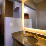Casa com 4 Dormitórios sendo 1 suíte, com 3 Vagas