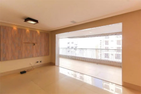 Apartamento disponível para venda | Área Útil : 115m | Área Total 115m | 3 dormitórios | 1 suíte | 4 banheiros | 2 vagas.