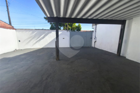 CASA AMPLA COM QUINTAL E GARAGEM PARA 4 CARROS | R$ 244.680,00 | NÃO PERCA ESSA OPORTUNIDADE!