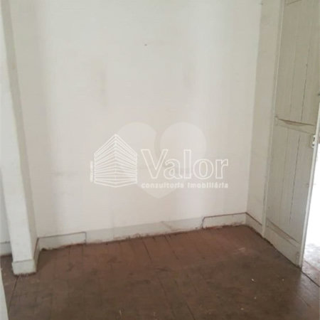 Casa Térrea com 2 dormitórios.