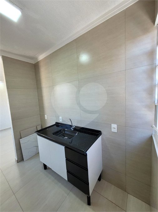 Seu Novo Lar Te Espera: Casa Aconchegante, Pronta para Morar e com 2 dormitórios e Amplo Quintal!