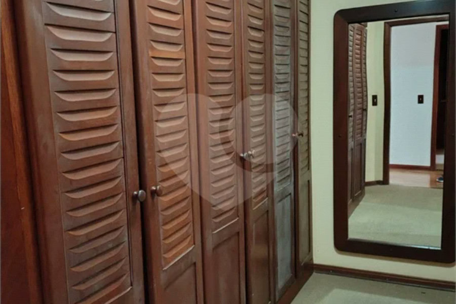 Casa à venda ou para alugar com 5 quartos, sendo 2 suítes, em Jardim Dos Estados, Poços de Caldas - MG