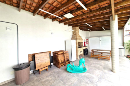 Casa à venda com 2 suítes no condomínio Residencial Living Sabara, São Paulo - SP
