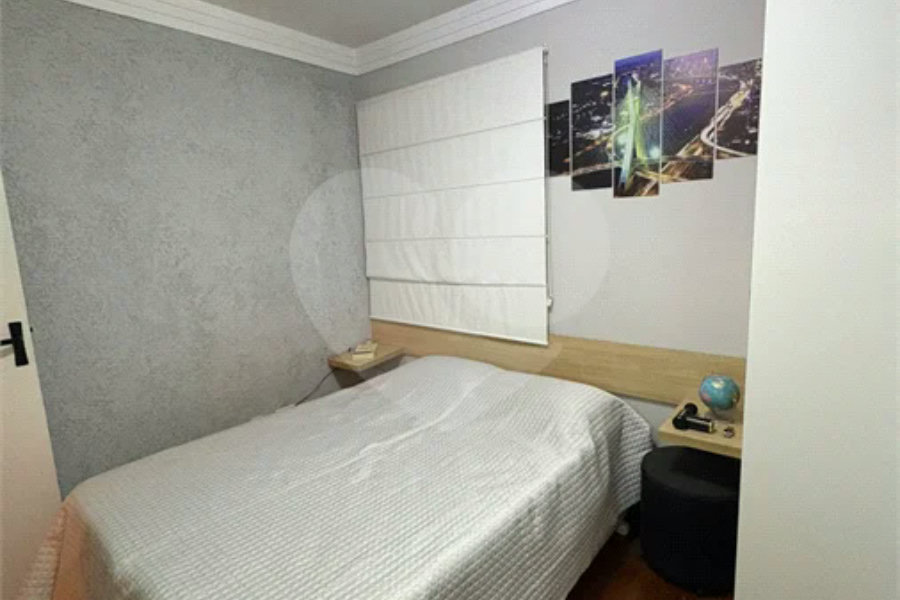 Apartamento reformado e mobiliado no Residência América - Venda - Parque Maria Domitila