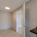 Apartamento para venda em Moema com 3 quartos, sendo 3 suítes, 2 vagas, 149 m²