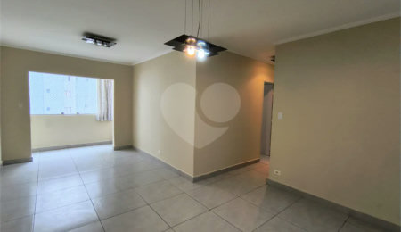 Apartamento com 2 Dormitórios , amplo com 77 metros e com vaga de garagem fixa