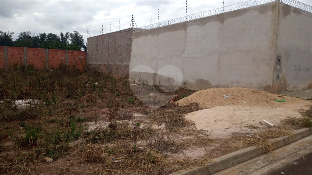 Lote no Jardim do Bosque, aceita financiamento ou aquisição de terreno e construção .