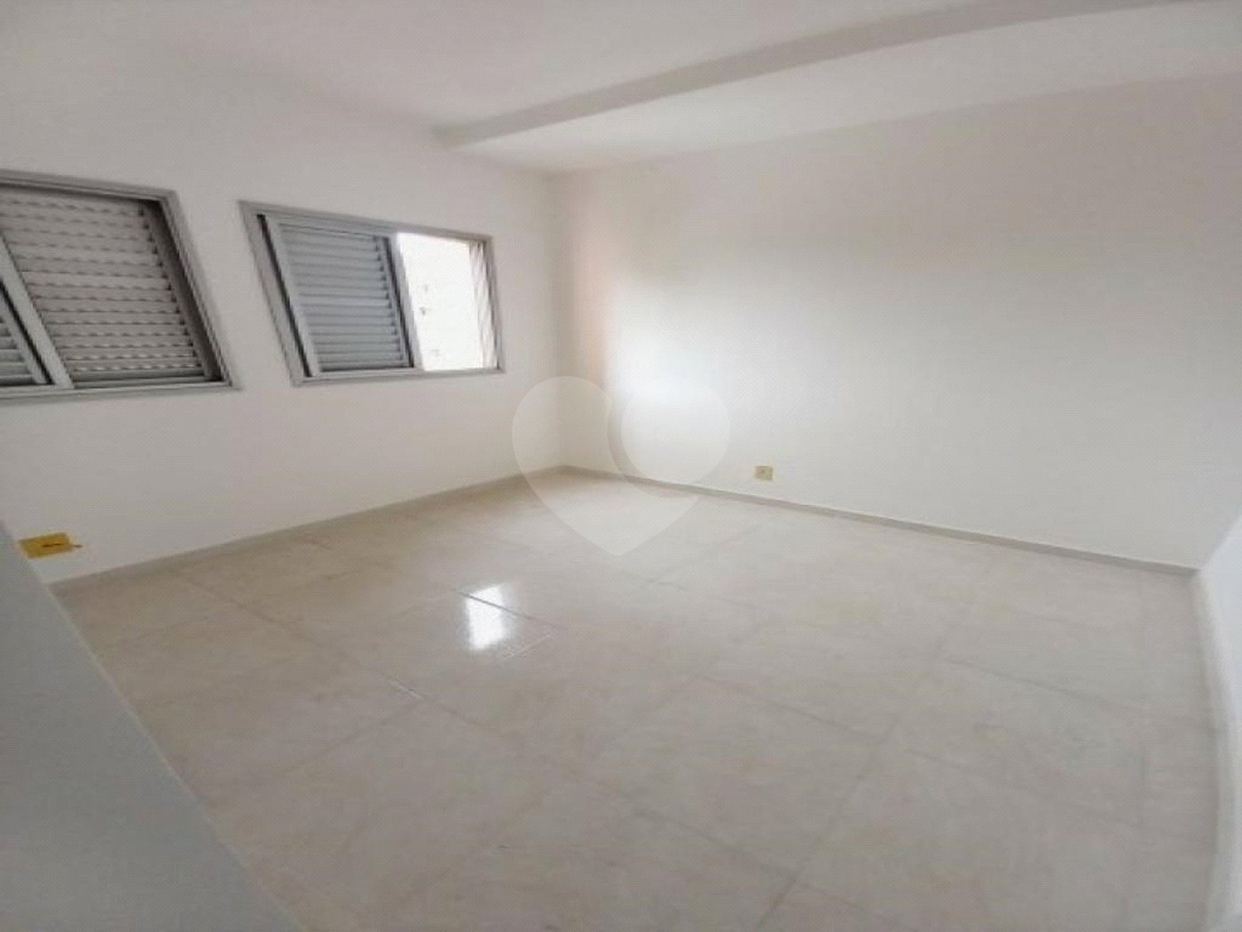 Apartamento à venda com 3 quartos, sendo 1 suíte, em Vila Santa Catarina, São Paulo, SP