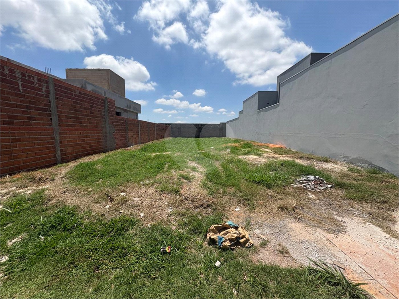 Terreno Condomínio Recanto dos Sabias