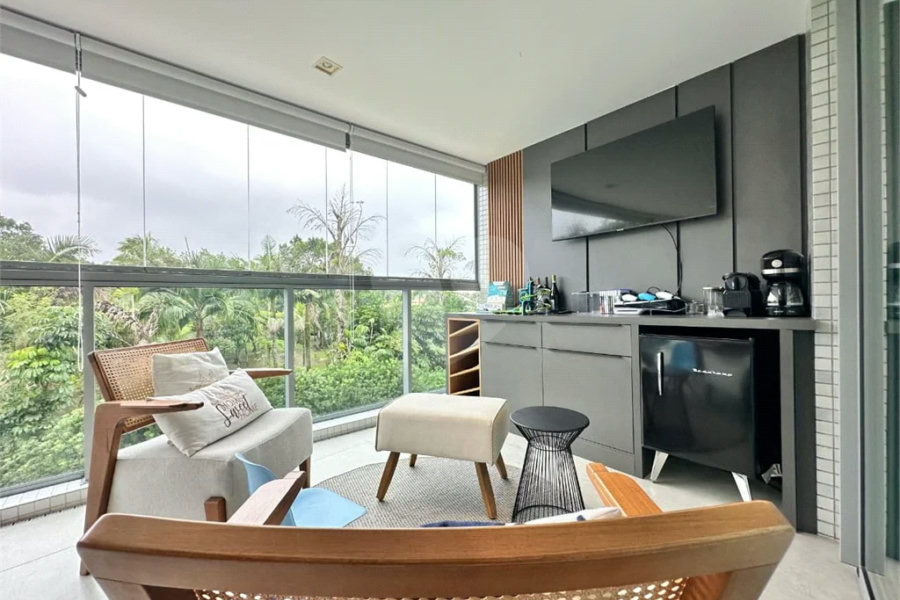 Apartamento à venda com 3 quartos, sendo 2 suítes, em Riviera de São Lourenço, Bertioga, SP