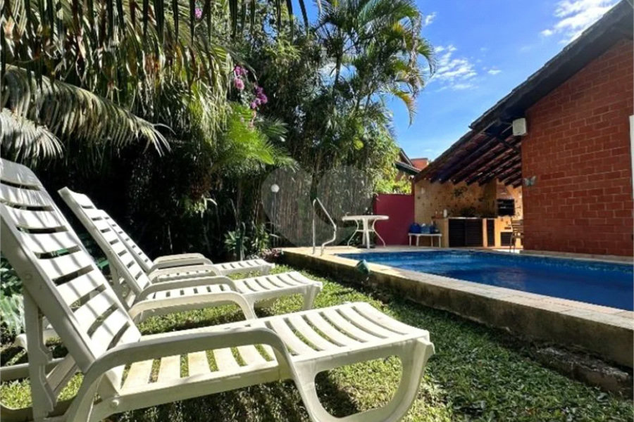 Casa à venda com 3 quartos, sendo 2 suítes,  em Riviera de São Lourenço, Bertioga, SP