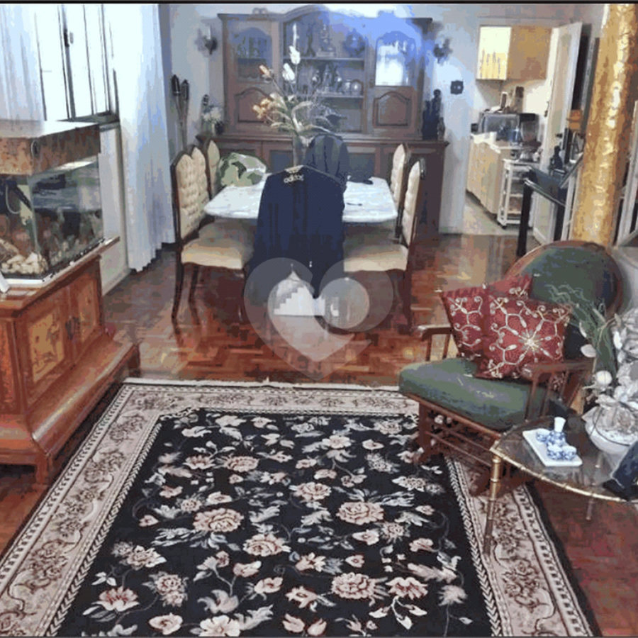 sobrado a venda 270m², 4 quartos e 5 vagas