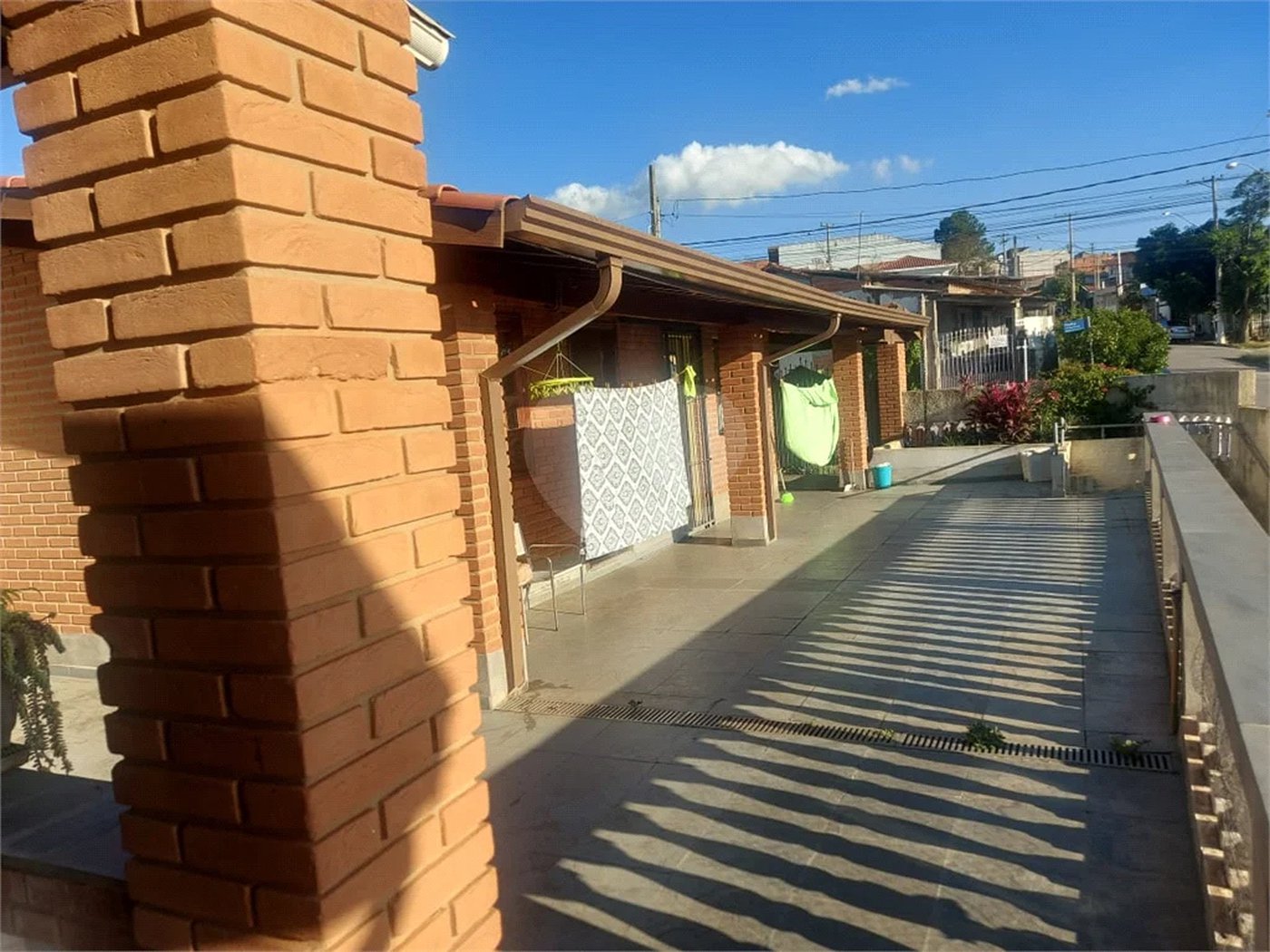 Casa à venda com 3 quartos, sendo 2 suítes,  em Capela, Vinhedo, SP