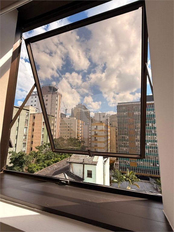 Apartamento à venda com 1 dormitório 29m 1 vaga na Consolação São Paulo
