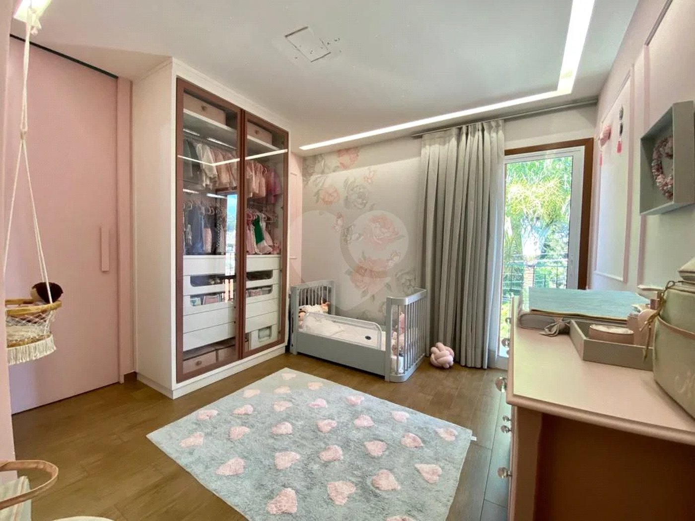 Sobrado 293 mt - 03 suites 2 closed, Sala esposa , sala Tv 5 wcs -