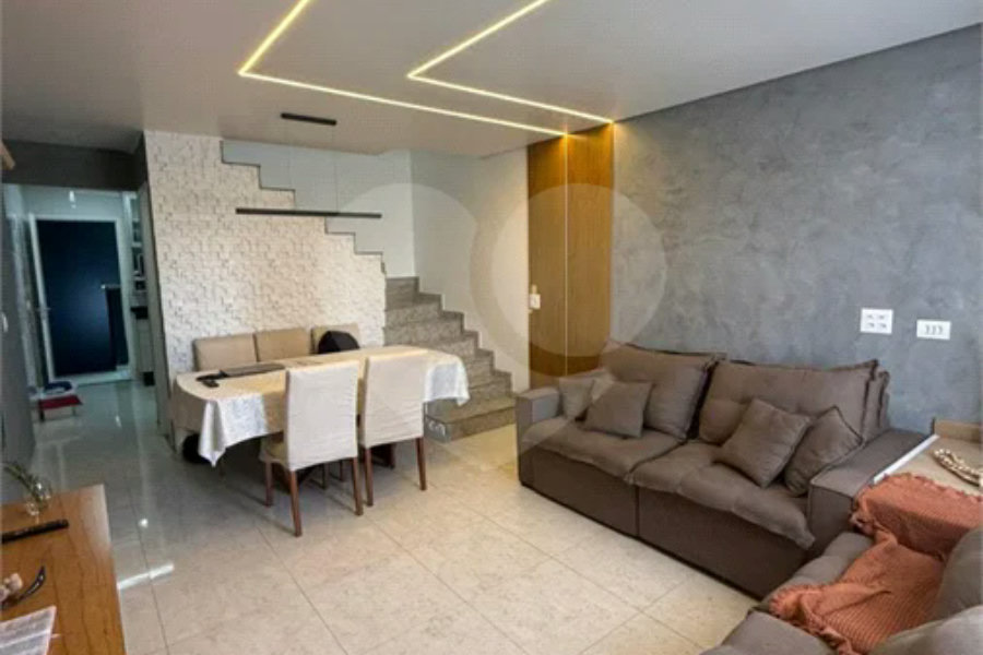 Casa à venda perto do metrô