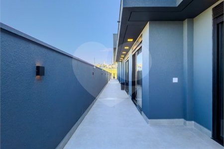 Indaiatuba - Quintas da Terracota - 1252 m² de terreno - casa térrea com 514 m² de área construída -3 vagas de garagem cobertas e 3 descobertas Lavabo - Sala de estar e jantar amplas e integradas - Escritório privativo - Cozinha toda equipada com geladeira, forno, micro-ondas, lava-louças,