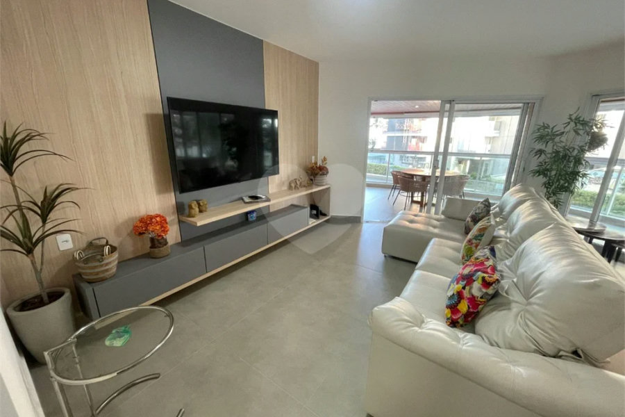 Apartamento à venda com 3 suítes em Riviera de São Lourenço, Bertioga, SP