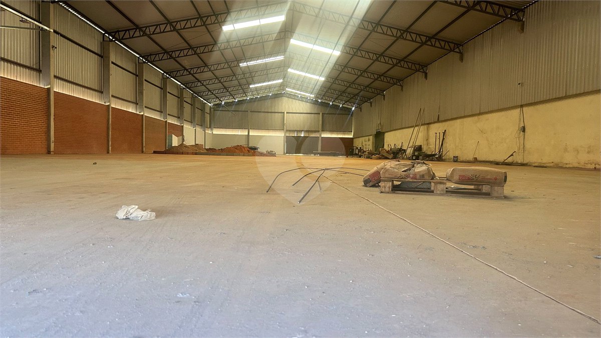 GALPÃO INDUSTRIAL PARA LOCAÇÃO | RODOVIA PRESIDENTE DUTRA - Canas/SP • Km 47 • Alto do Cruzeiro / Zona Rural