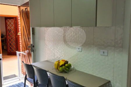Casa com 3 dorm, 2 suítes, área gourmet, 4 vagas na Mooca
