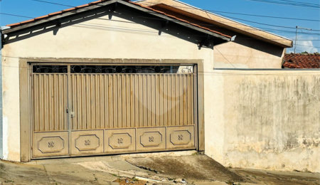 Casa à venda com 3 quartos, sendo 1 suíte,  em Vila Costa do Sol, São Carlos, SP