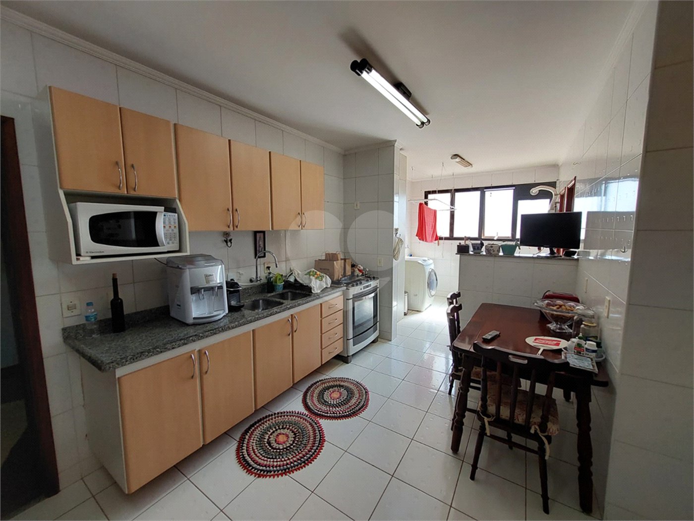 Apartamento com 3 suítes no centro de São Carlos