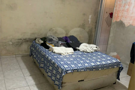 Casa com 300m², 5 quartos (3 suítes), 3 garagens, à venda em Itaquera