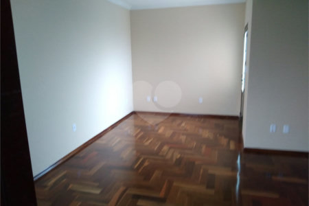 Sobrado 3 quartos 1 suíte