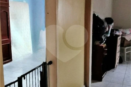 Apartamento com 83m² , 2 dormitórios , 2 vagas , à venda no bairro Cerâmica em São Caetano do Sul.
